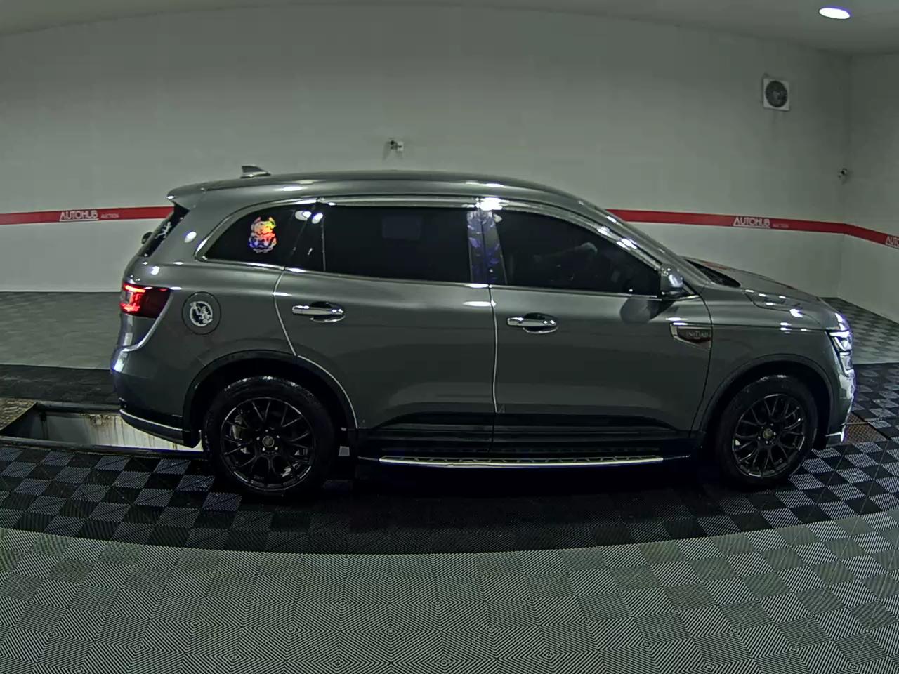2019 - renault qm6