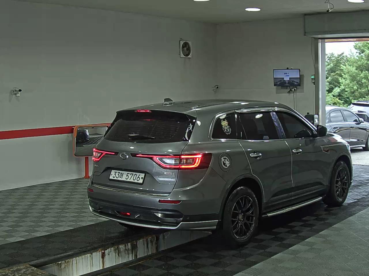 2019 - renault qm6