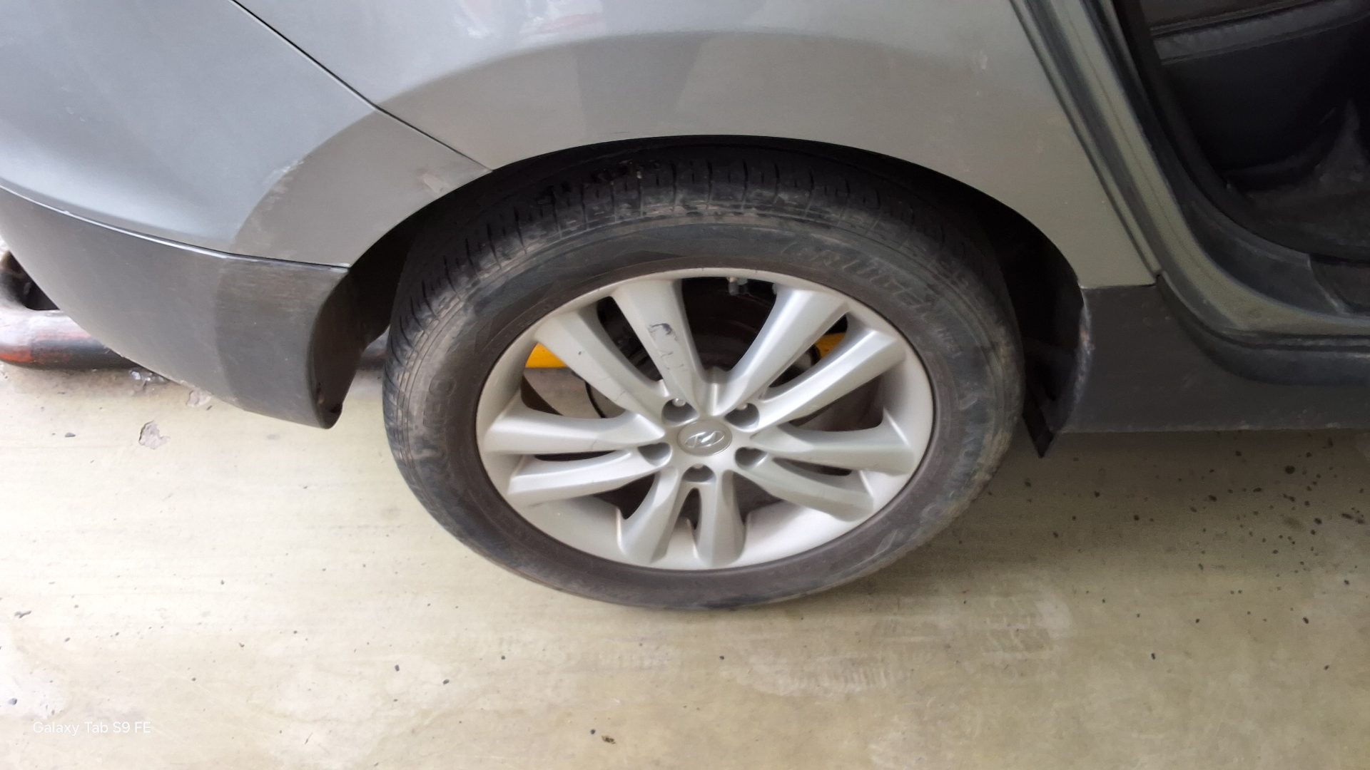 2011 - hyundai tucson