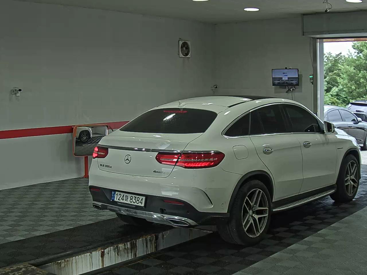 2017 - mercedes-benz gle-class
