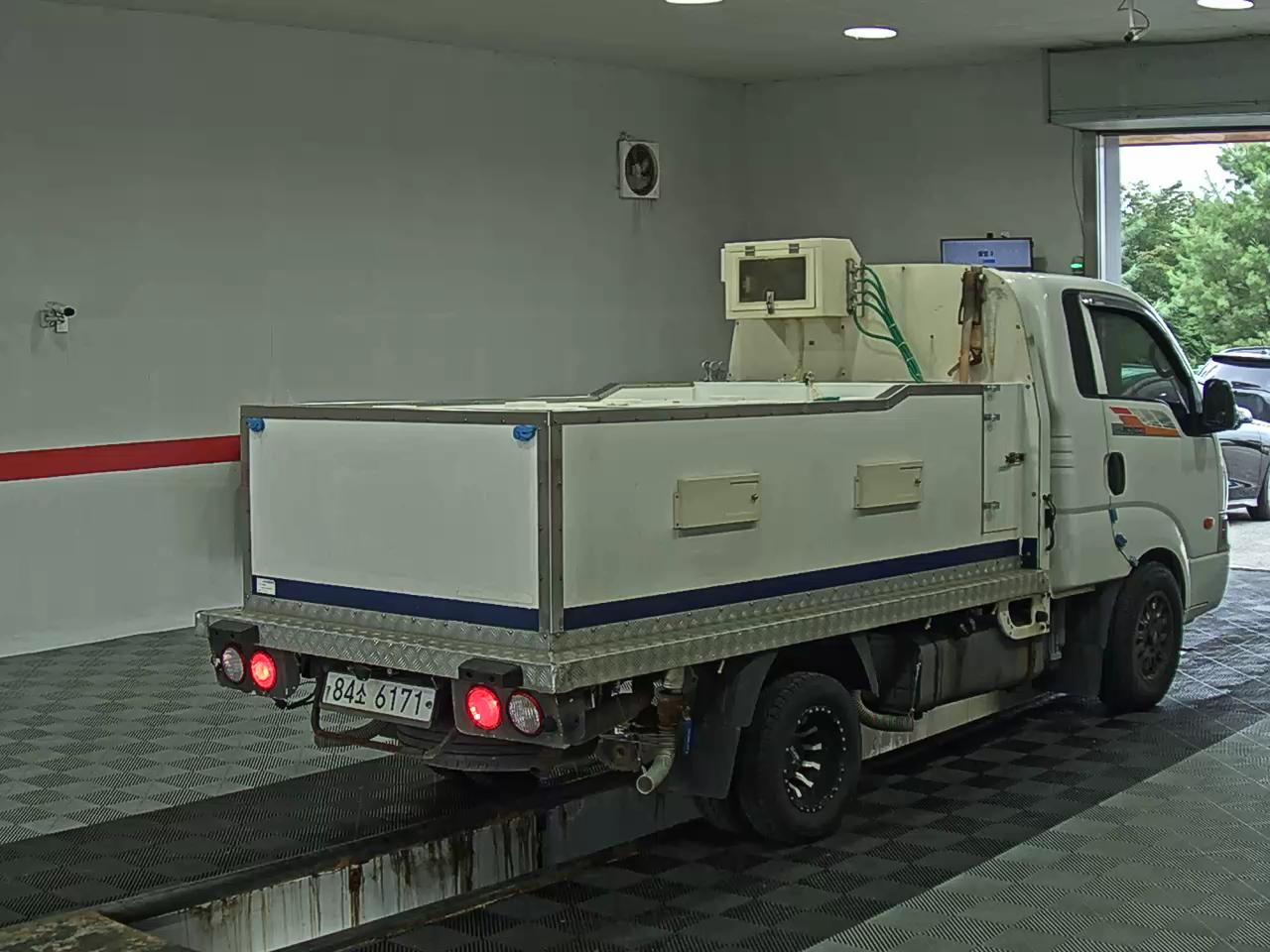 2019 - kia truck