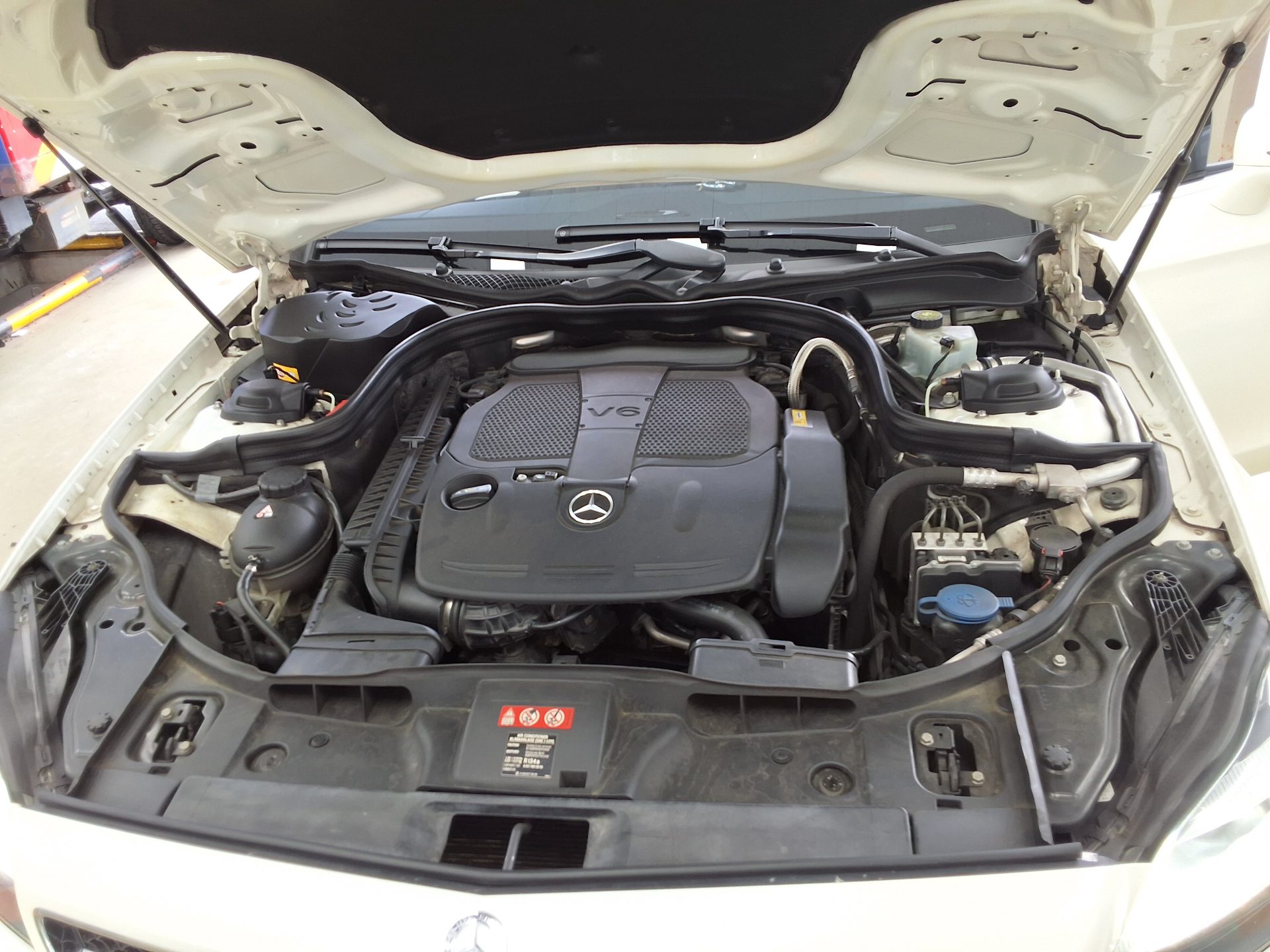 مرسيدس بنز سي إل إس Class (2Nd Gen) Cls350 AMG Sport Pack 2014 SPORT