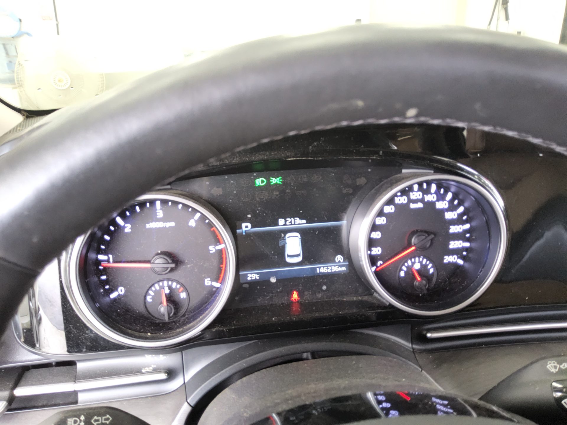 2022 - kia carnival