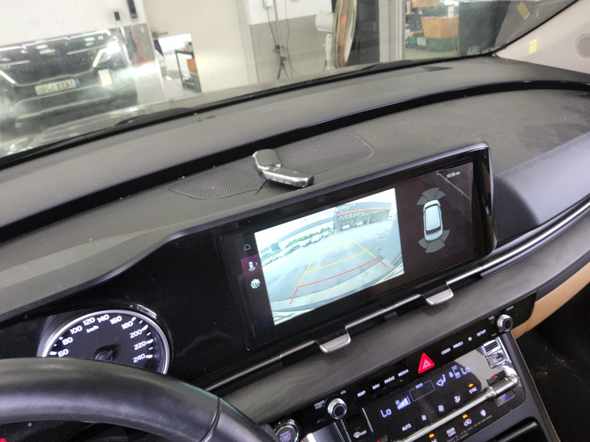 2022 - kia carnival