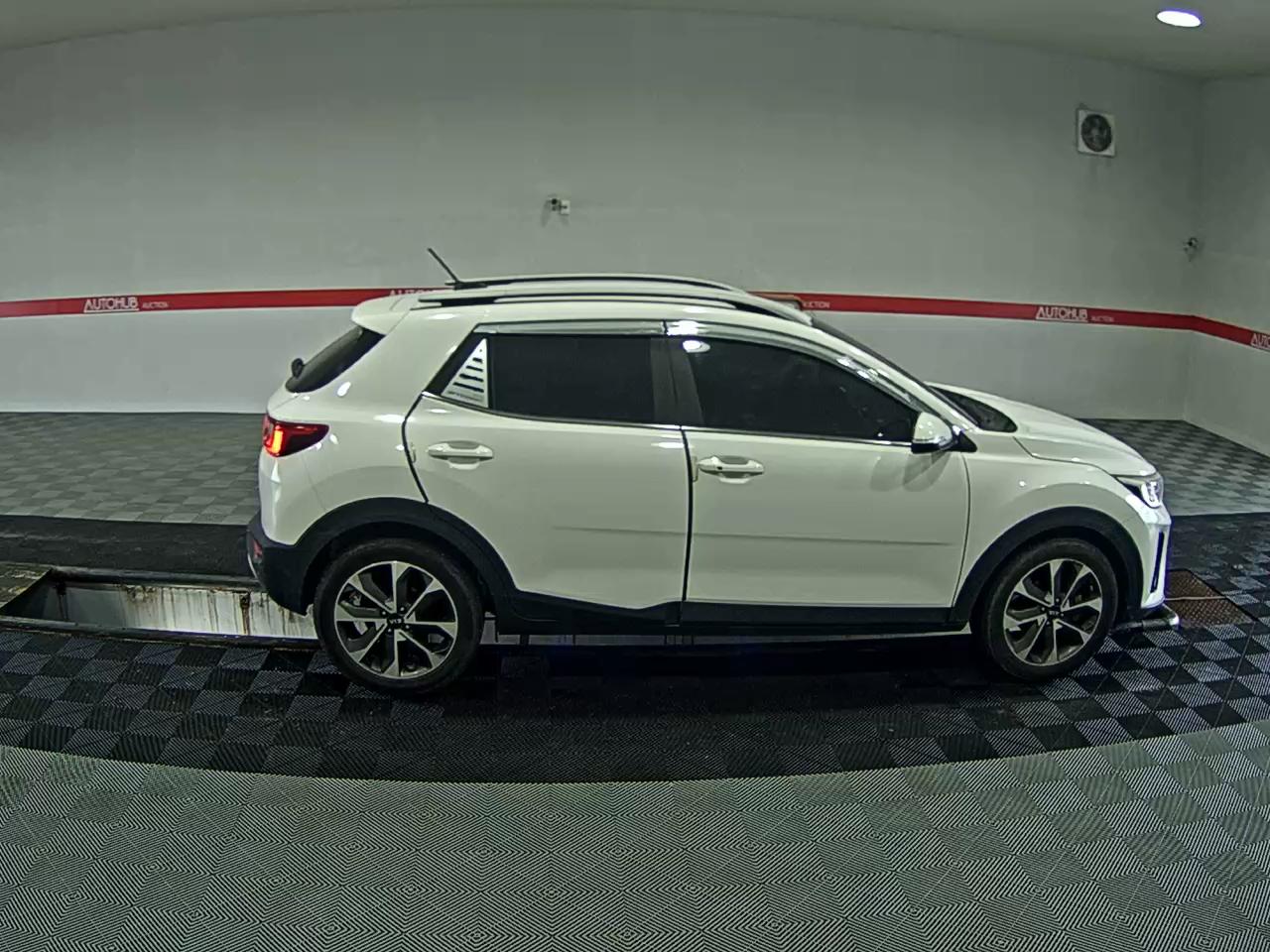 2018 - kia stonic