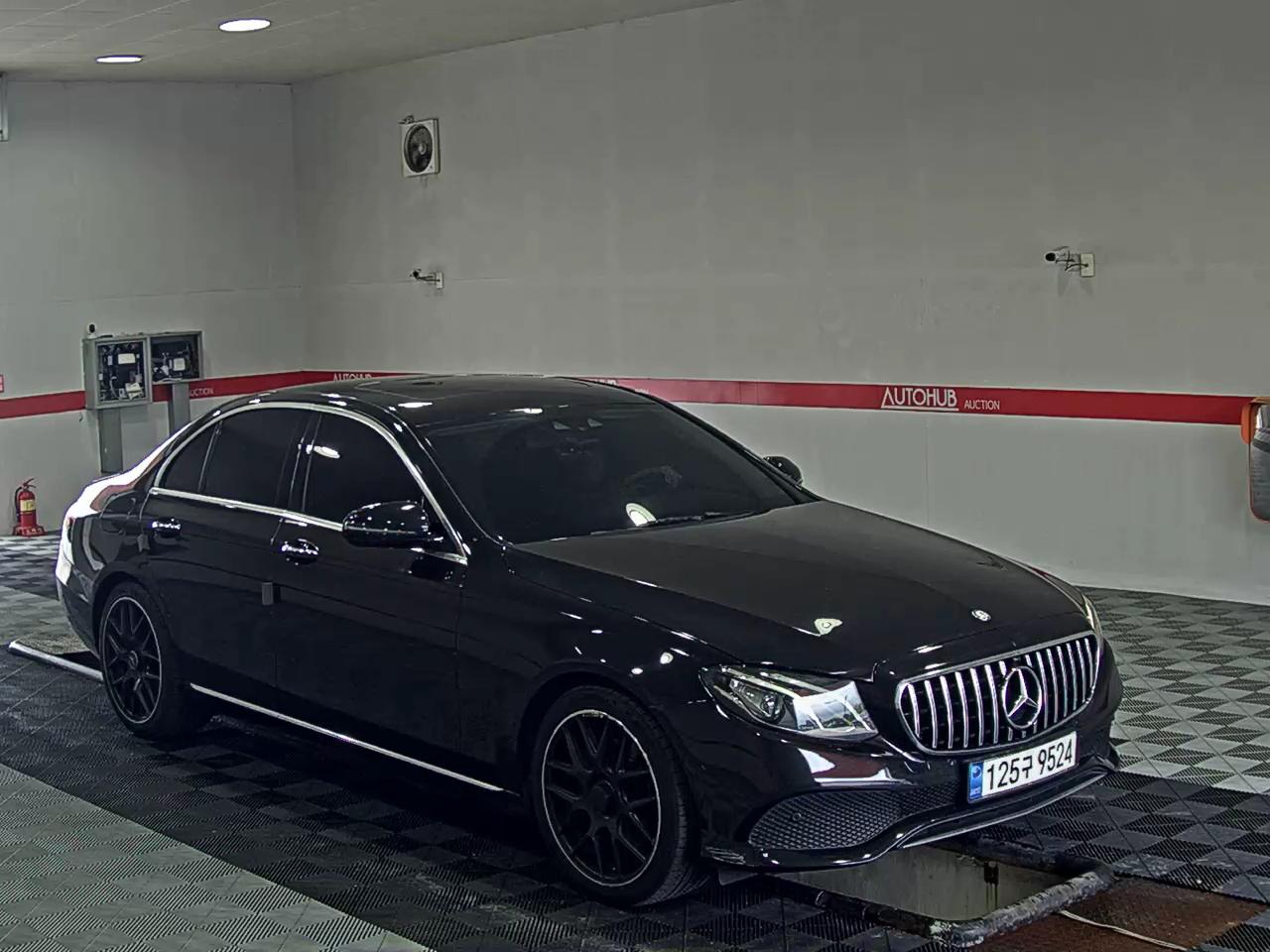 2017 - mercedes-benz e200