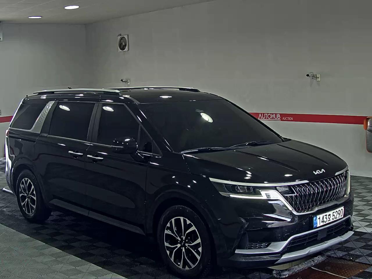 2022 - kia carnival