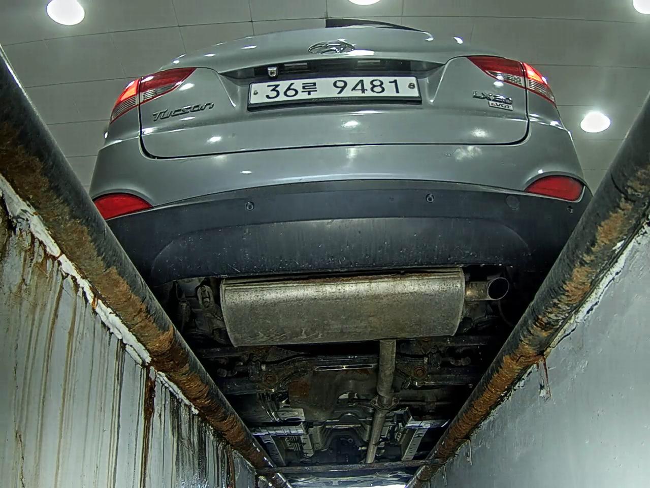 2011 - hyundai tucson