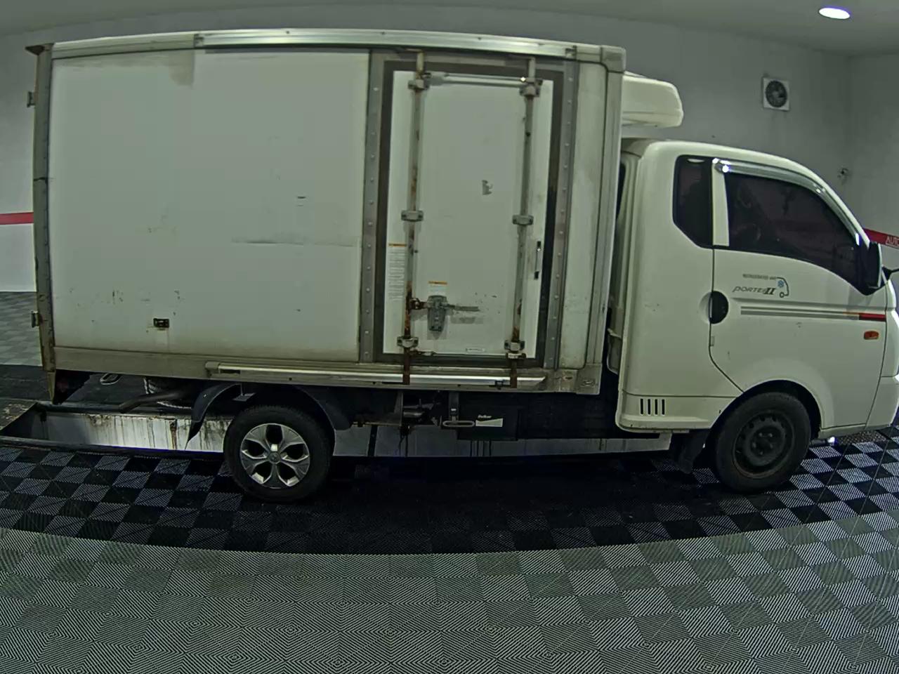 2018 - hyundai truck