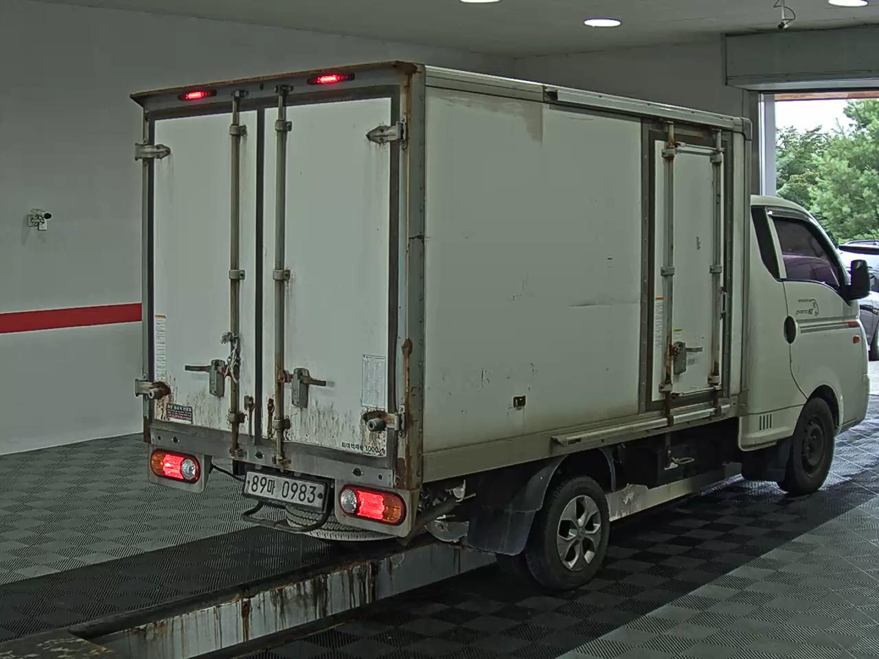 2018 - hyundai truck