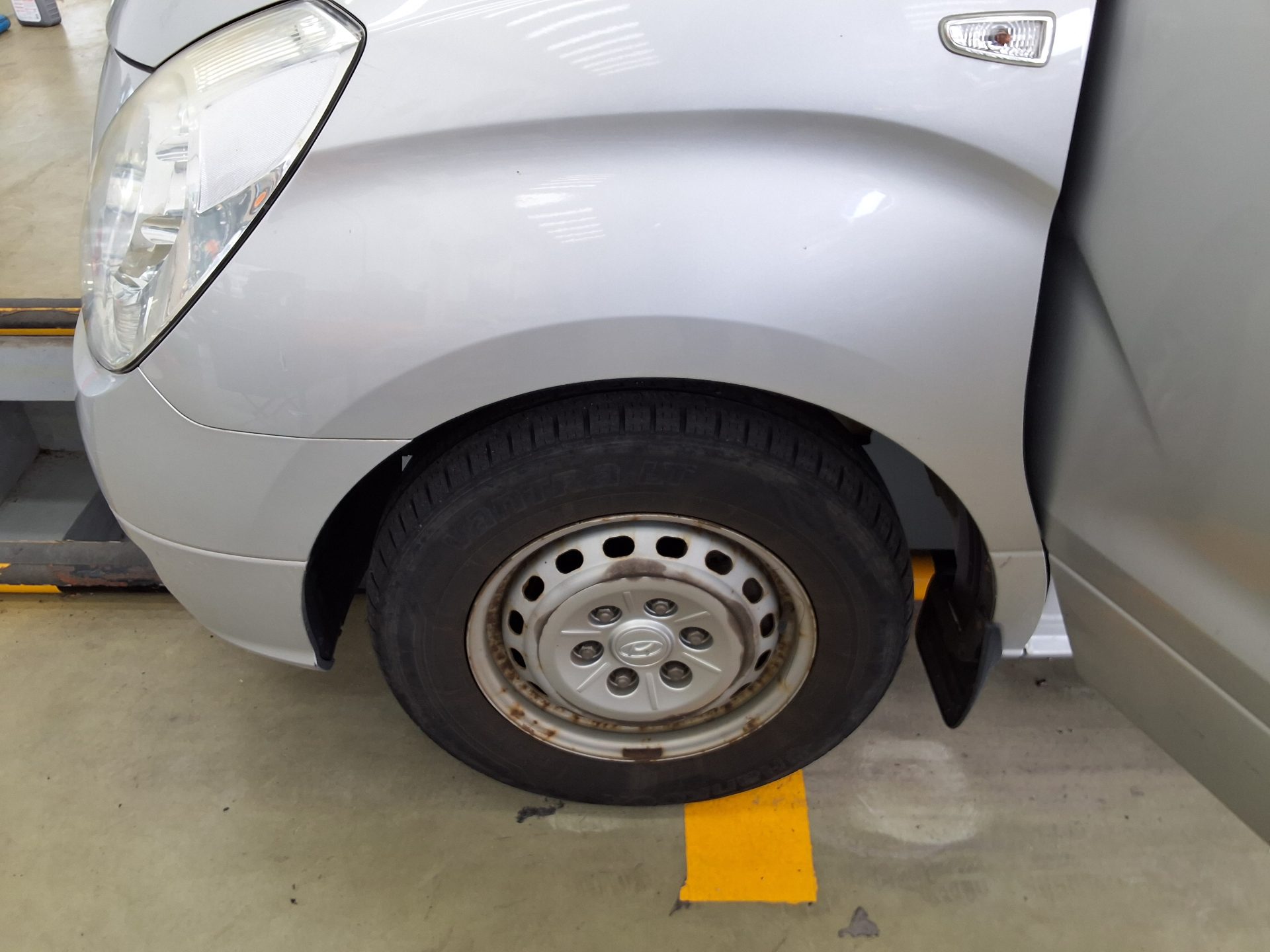 2010 - hyundai grand starex