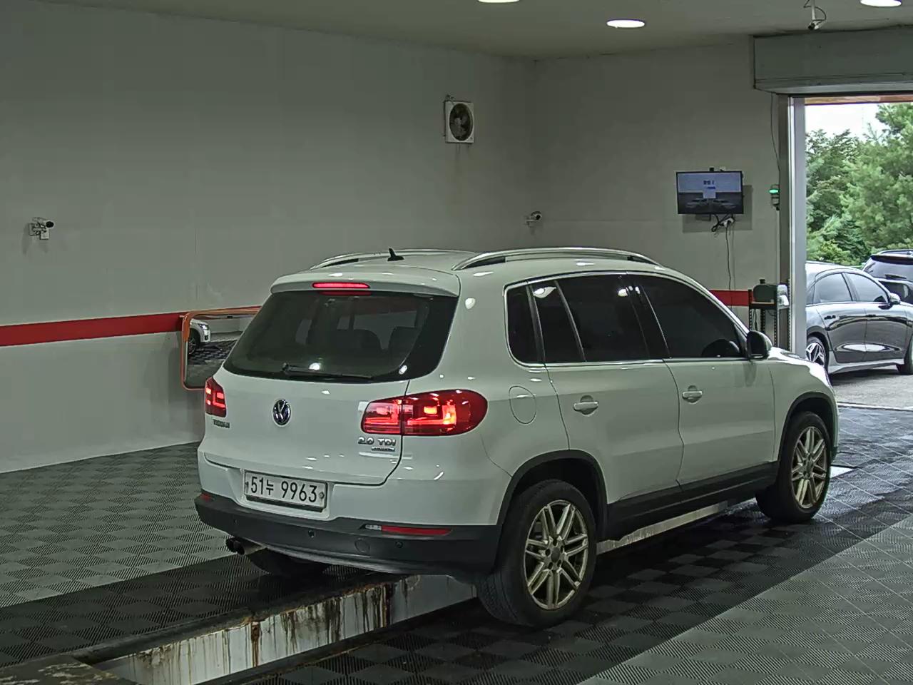 فولكس فاجن تيجوان 2.0 TDI Bluemotion 2015