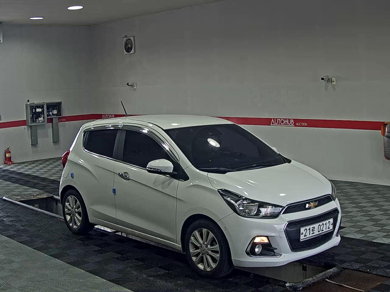 2016 - chevrolet spark