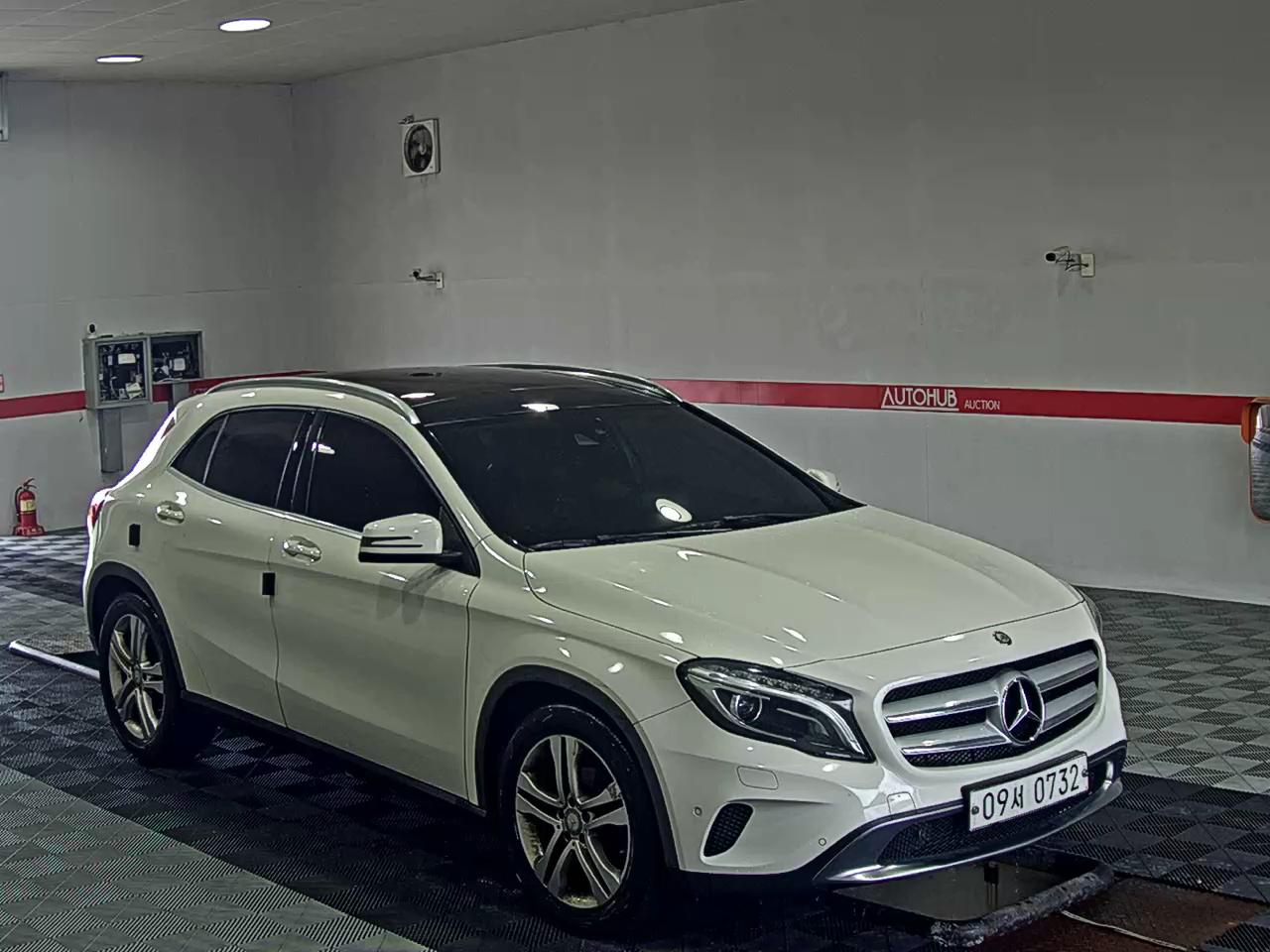 2016 - mercedes-benz 200