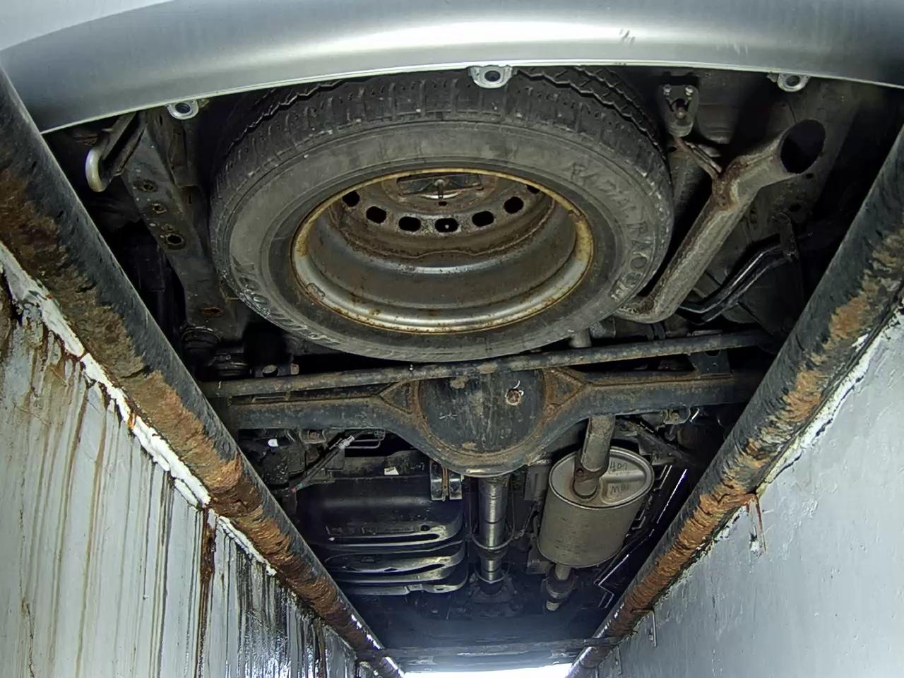 2010 - hyundai grand starex