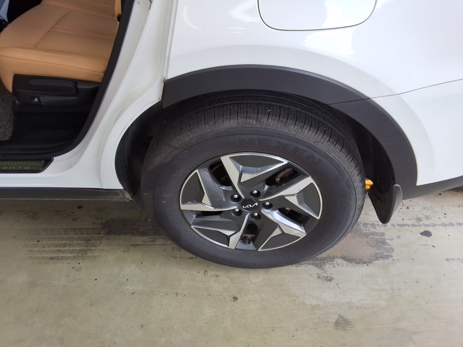 2023 - kia sorento