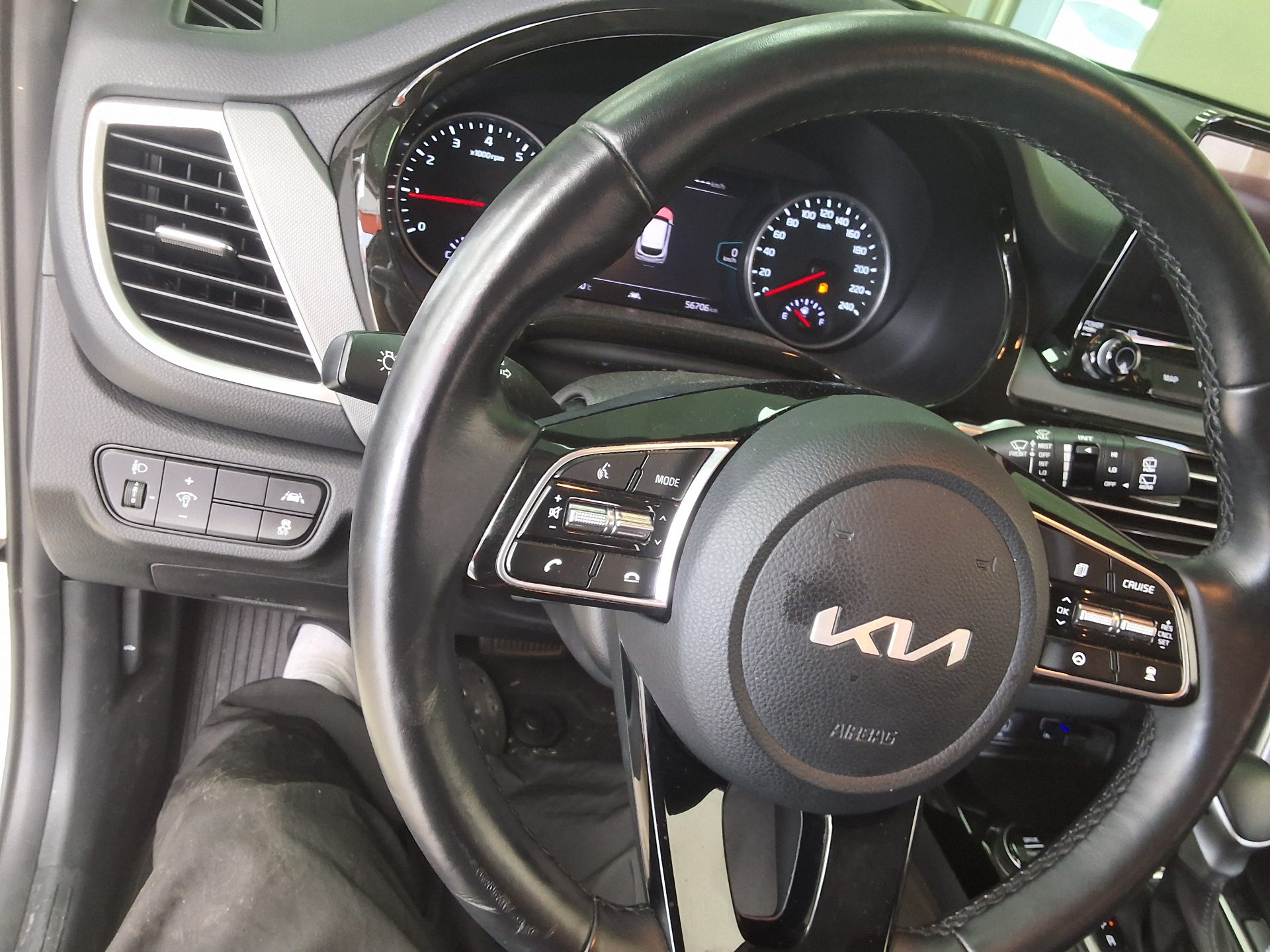 2023 - kia seltos
