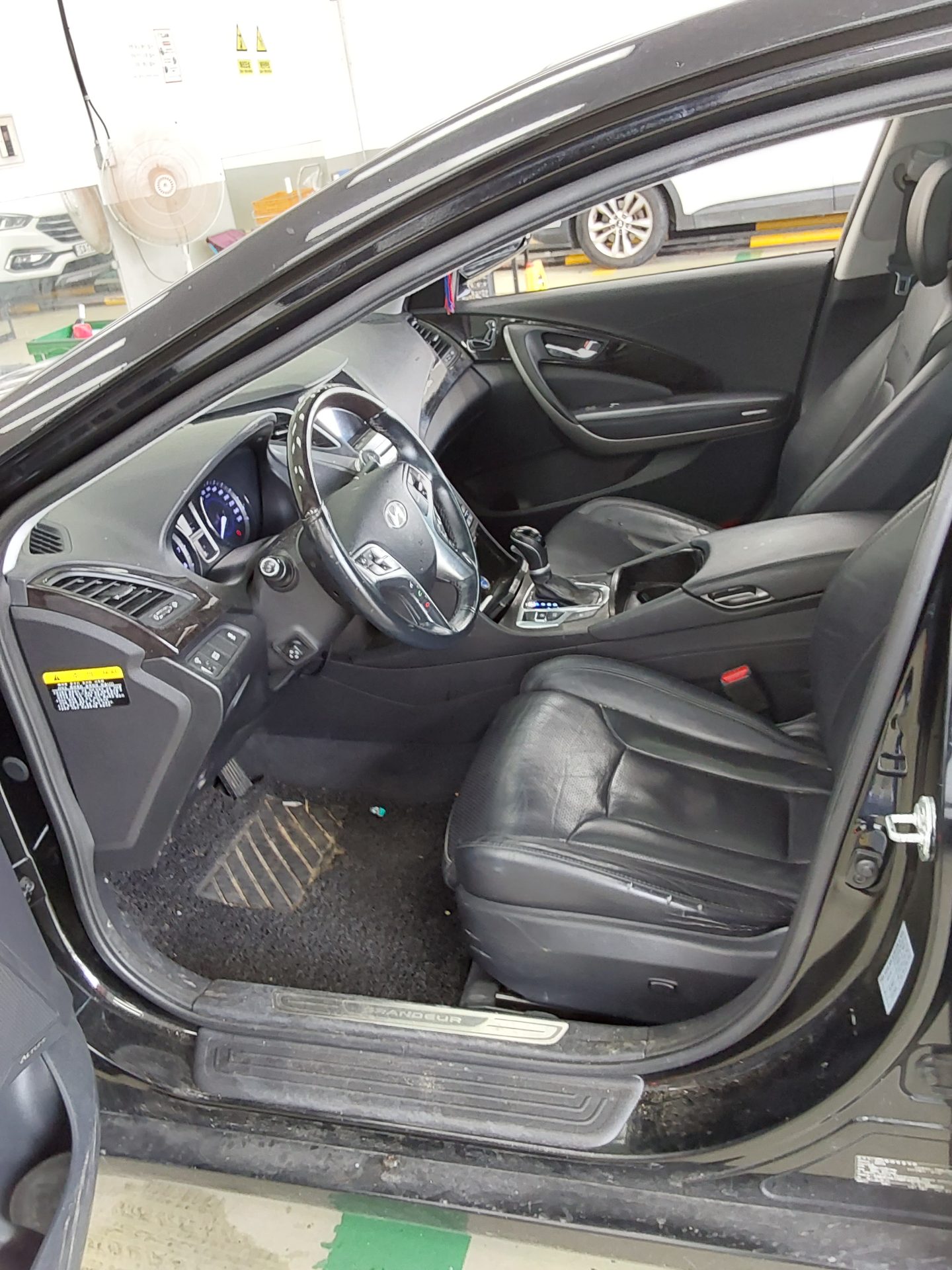 2015 - hyundai grandeur