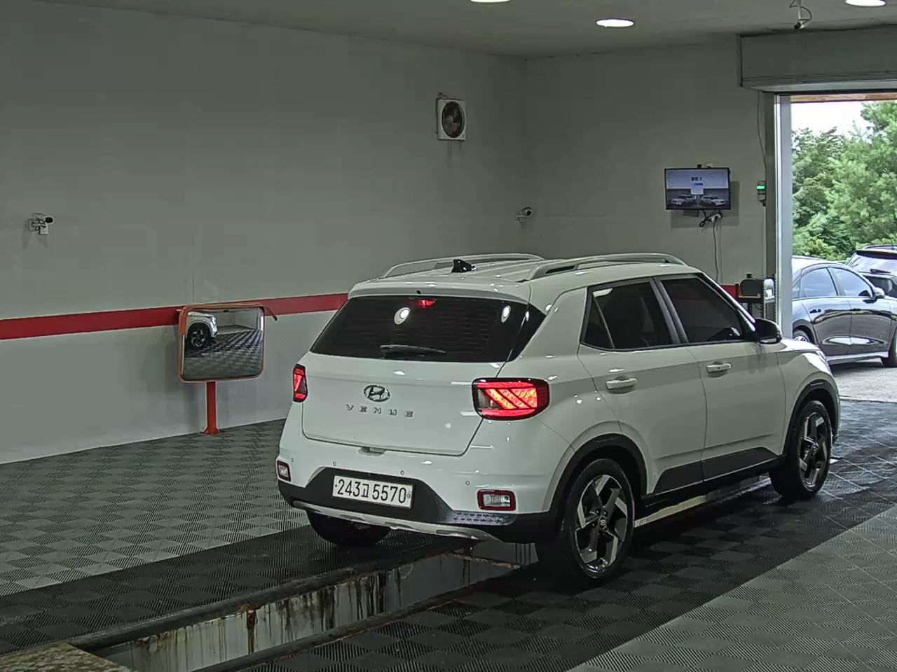 2020 - hyundai venue
