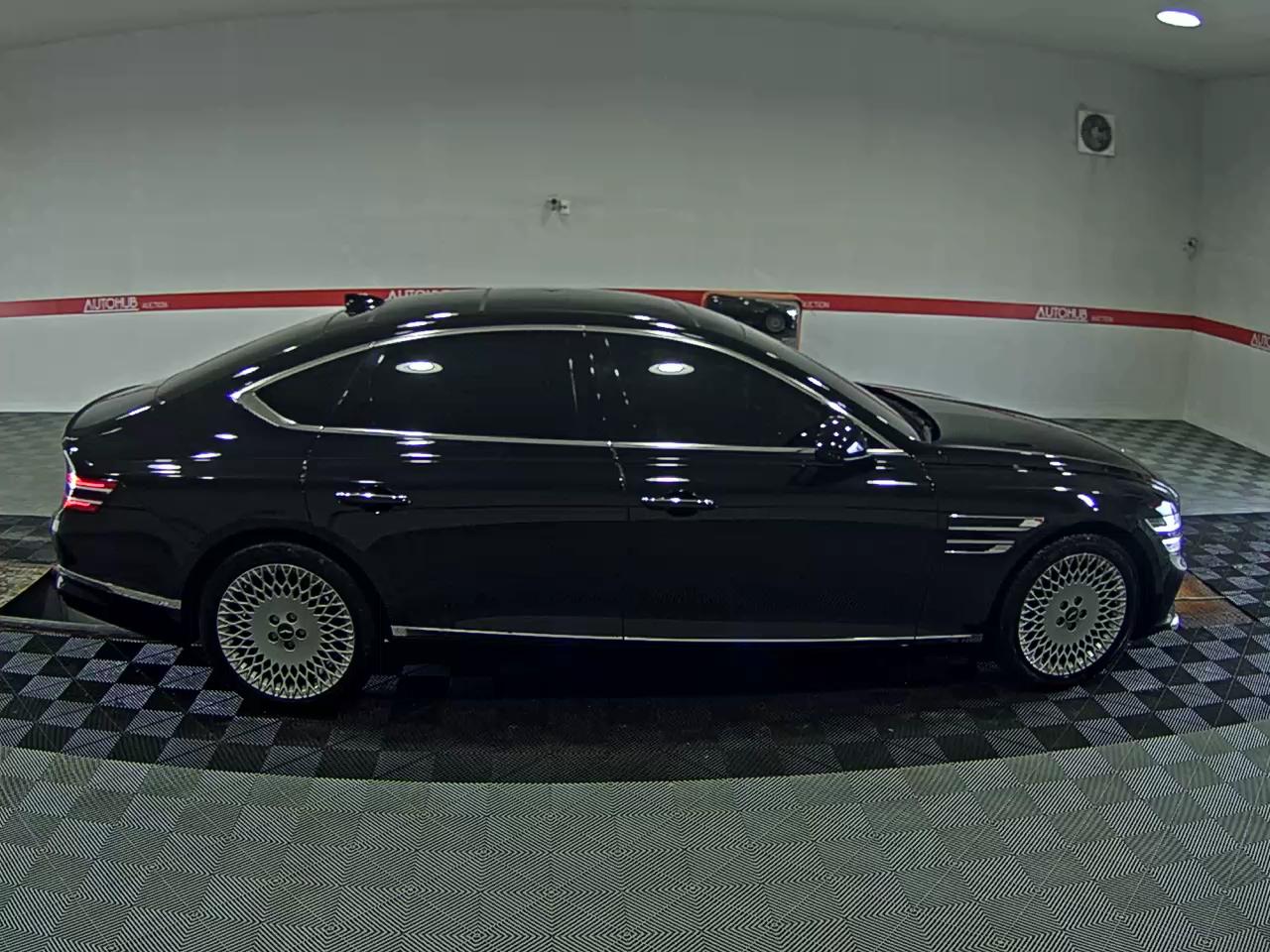 2024 - genesis g80
