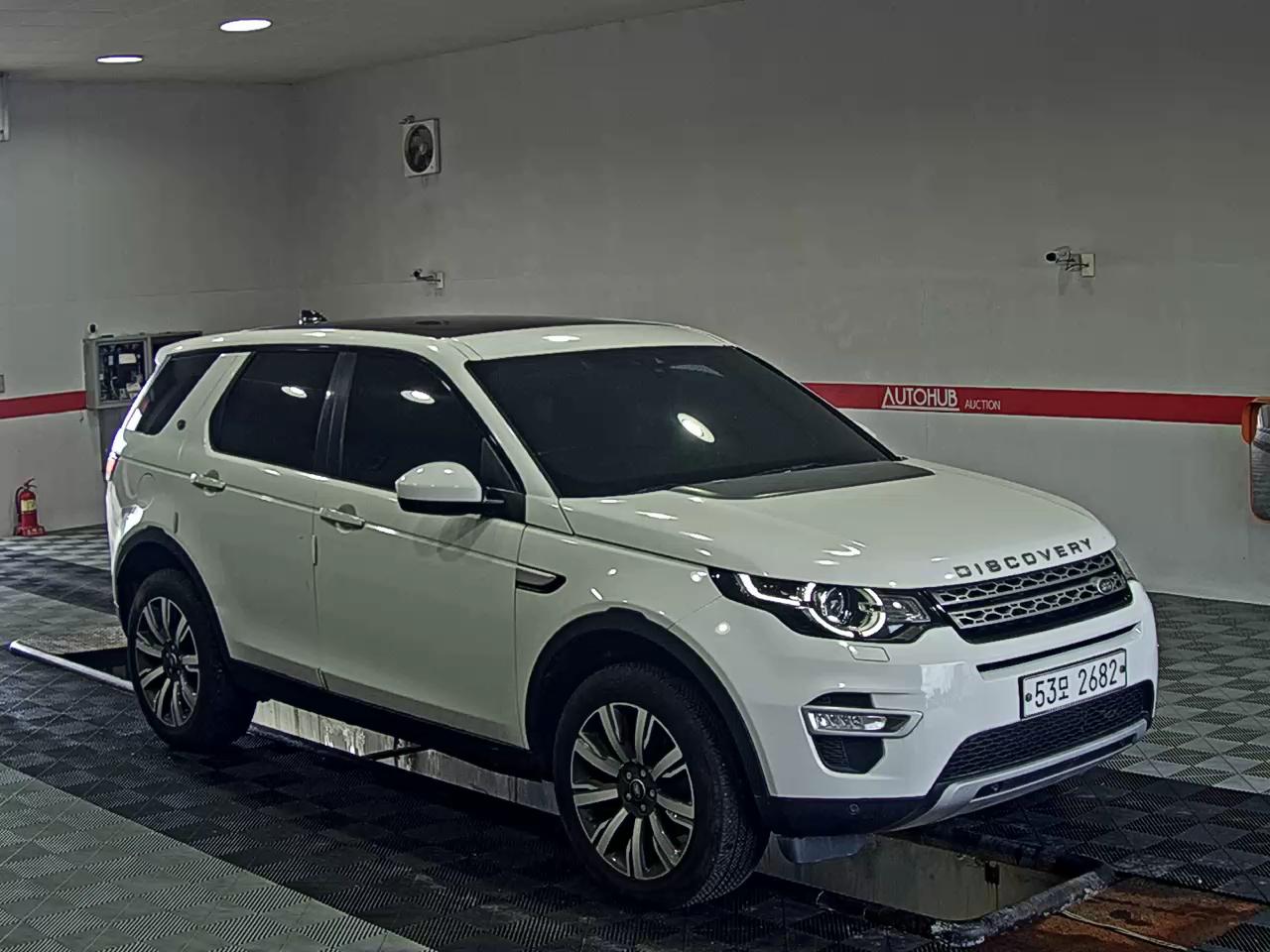 2017 - land rover discovery