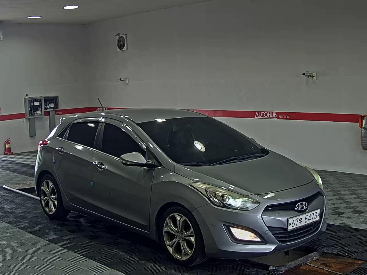 2014 - hyundai i30