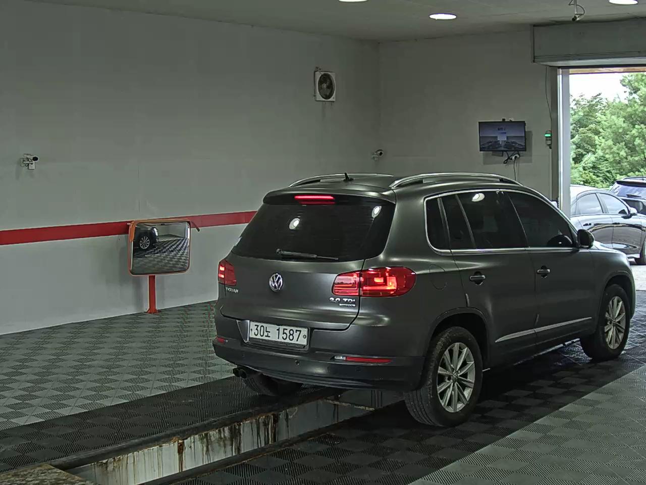 2015 - volkswagen tiguan