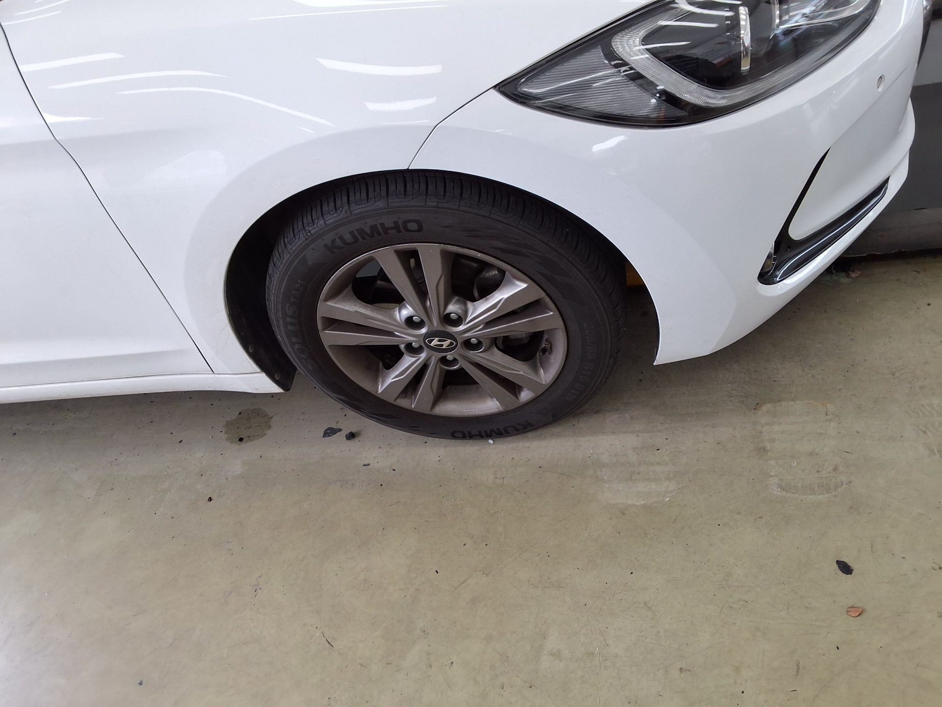 2018 - hyundai avante