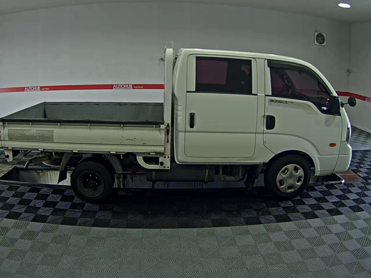2014 - kia bongo