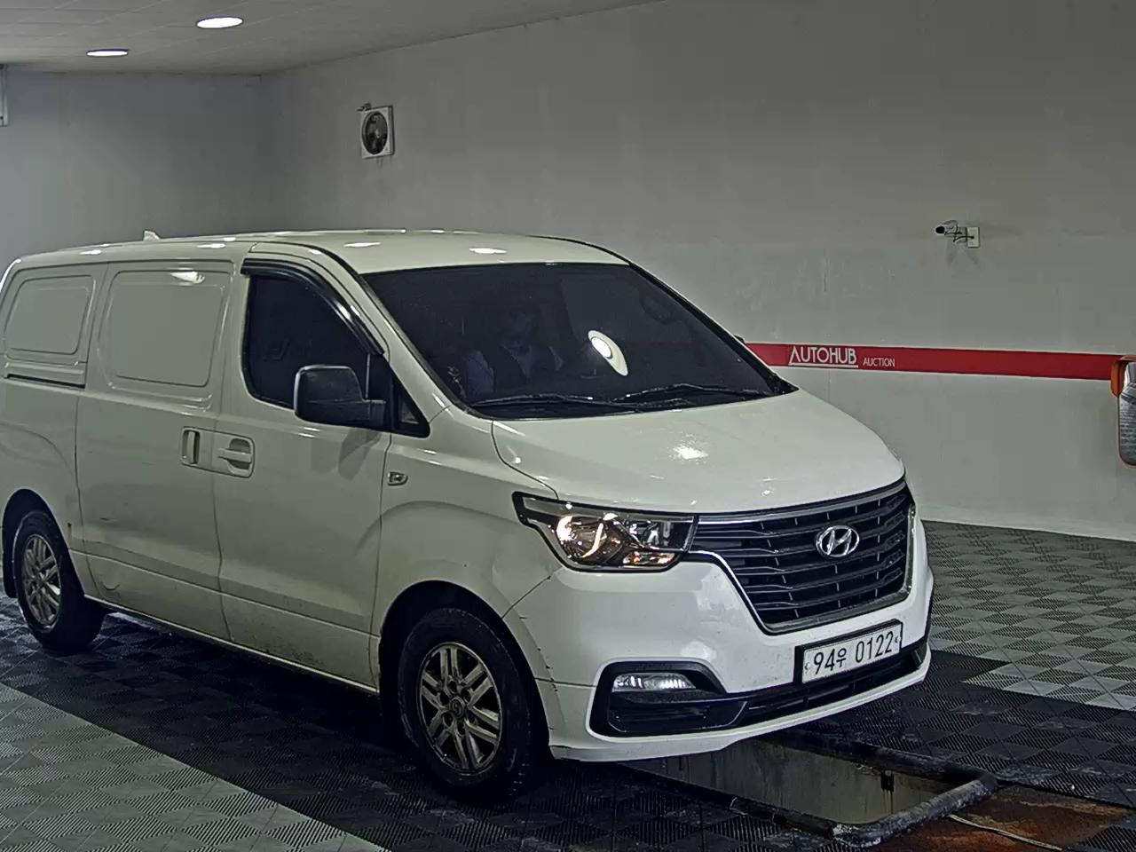 2020 - hyundai grand starex