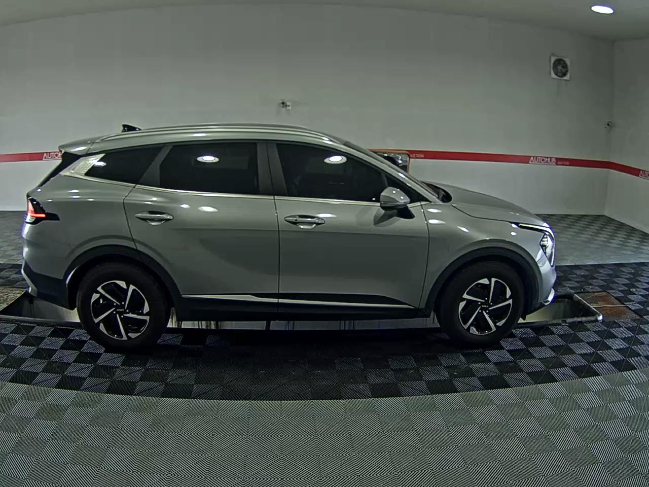 2023 - kia sportage