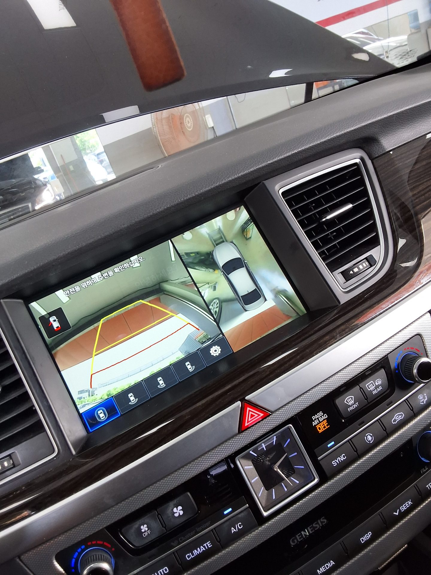 2019 - genesis g80