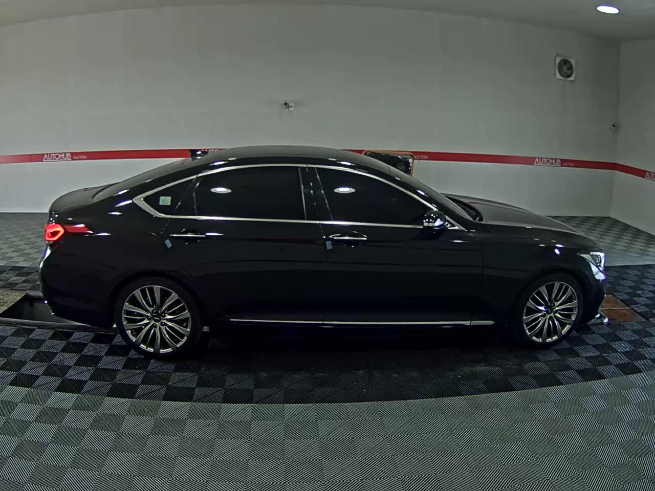 2019 - genesis g80