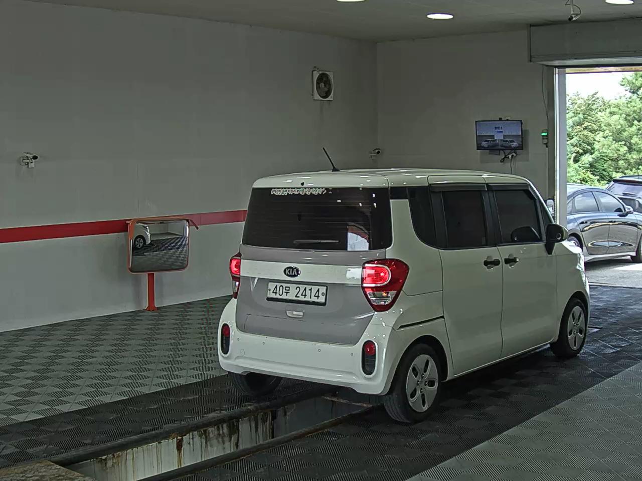 2019 - kia ray