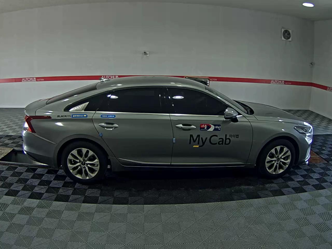 2024 - kia k8