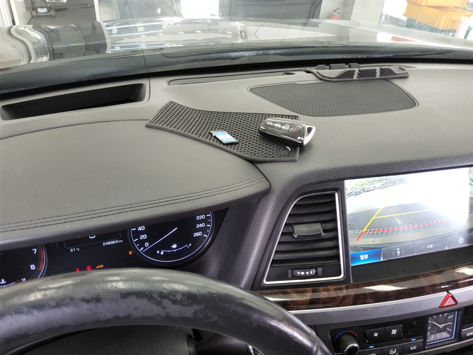 2015 - hyundai g330