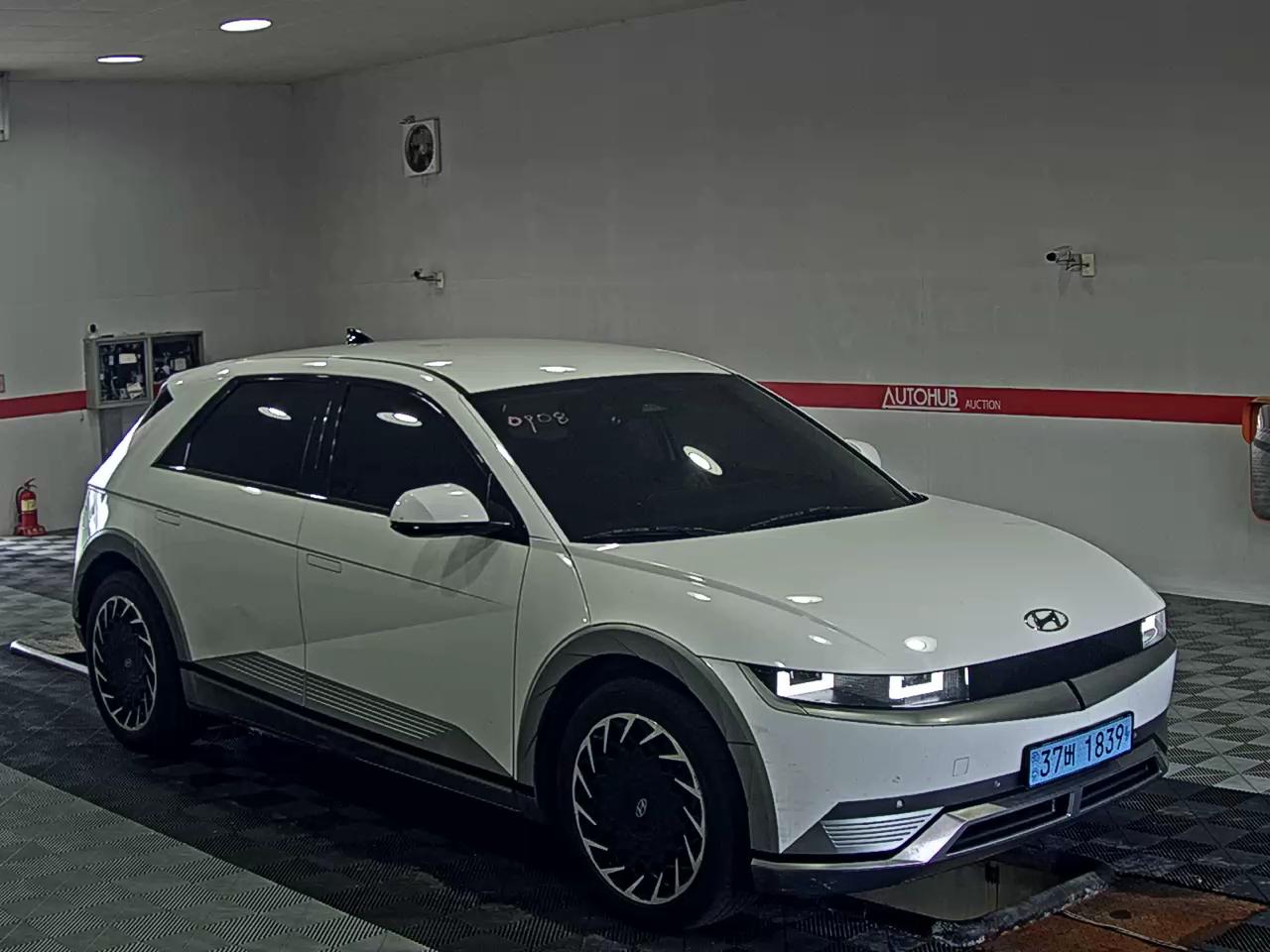 2022 - hyundai ioniq