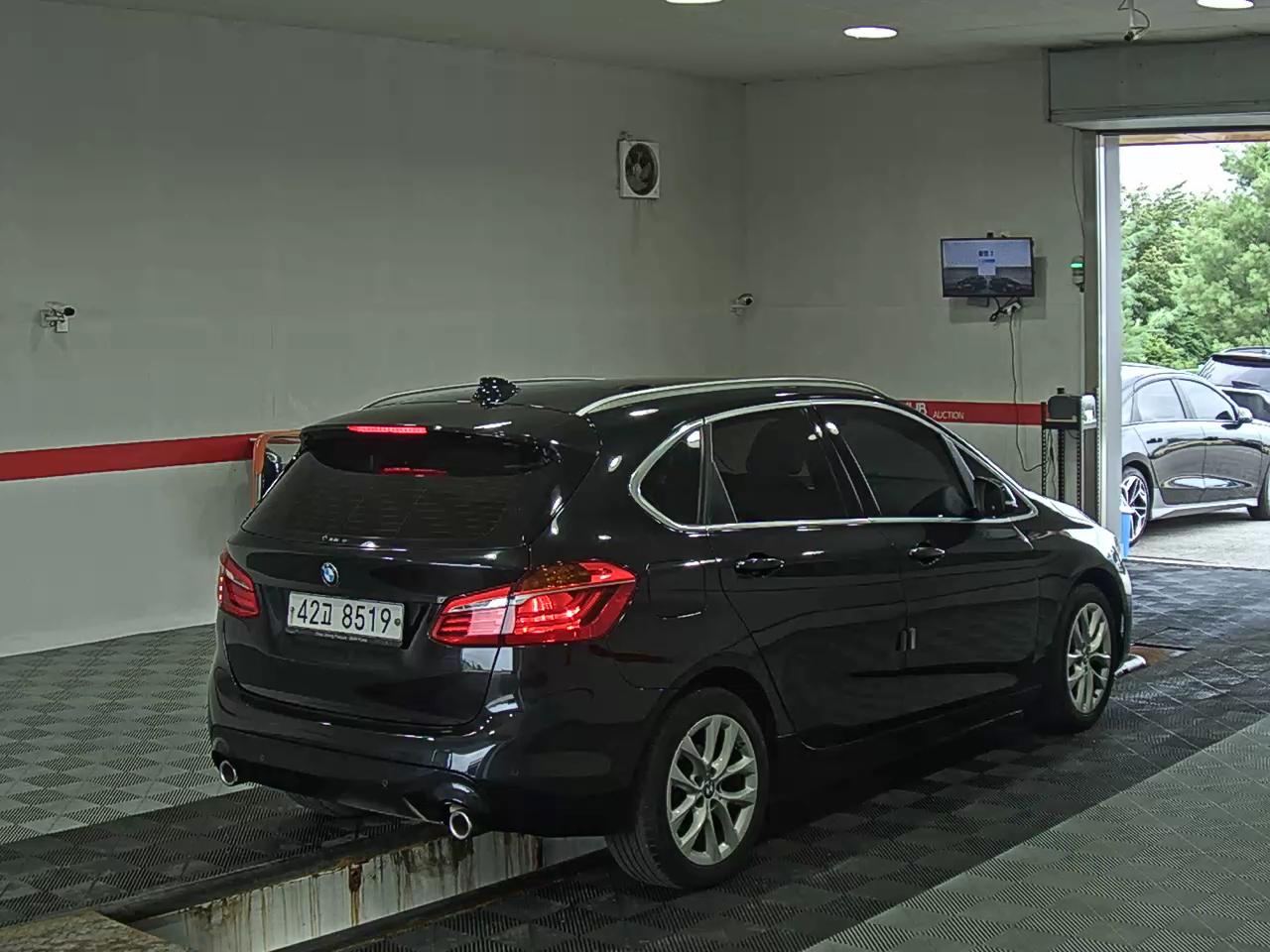 2019 - bmw 2 series