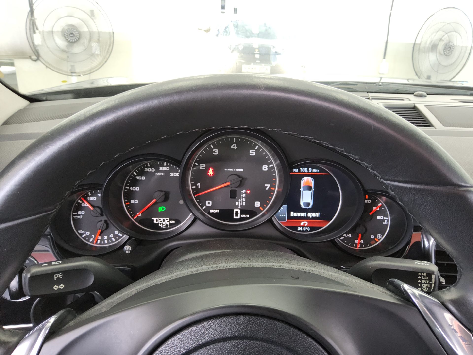 2011 - porsche panamera