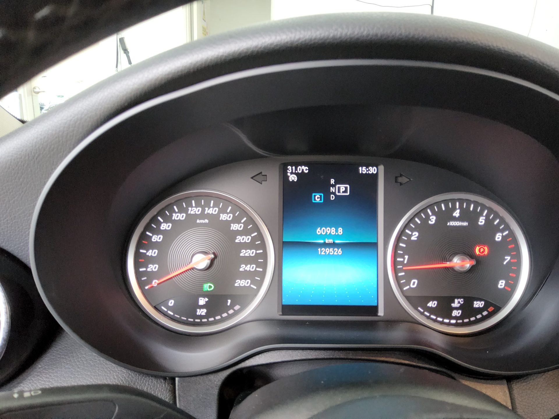 2019 - mercedes-benz c200