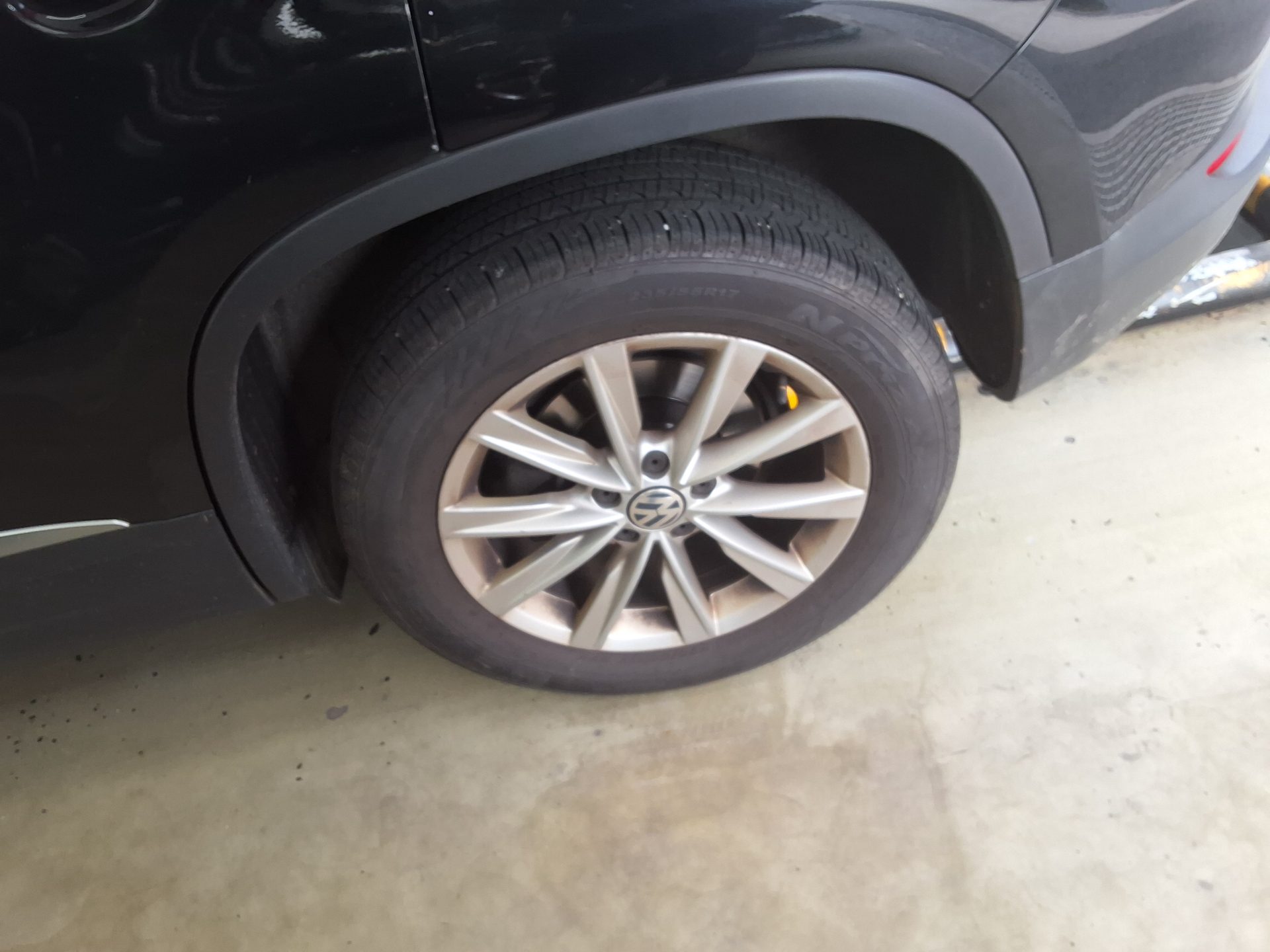 2016 - volkswagen tiguan