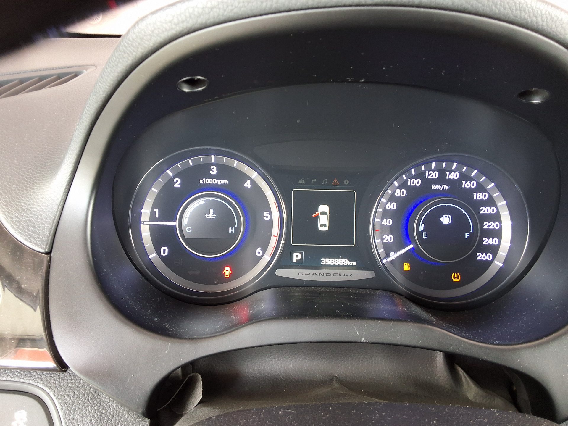 2016 - hyundai grandeur