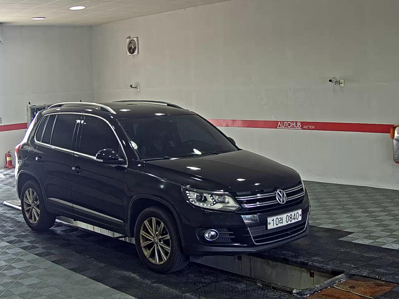 2016 - volkswagen tiguan
