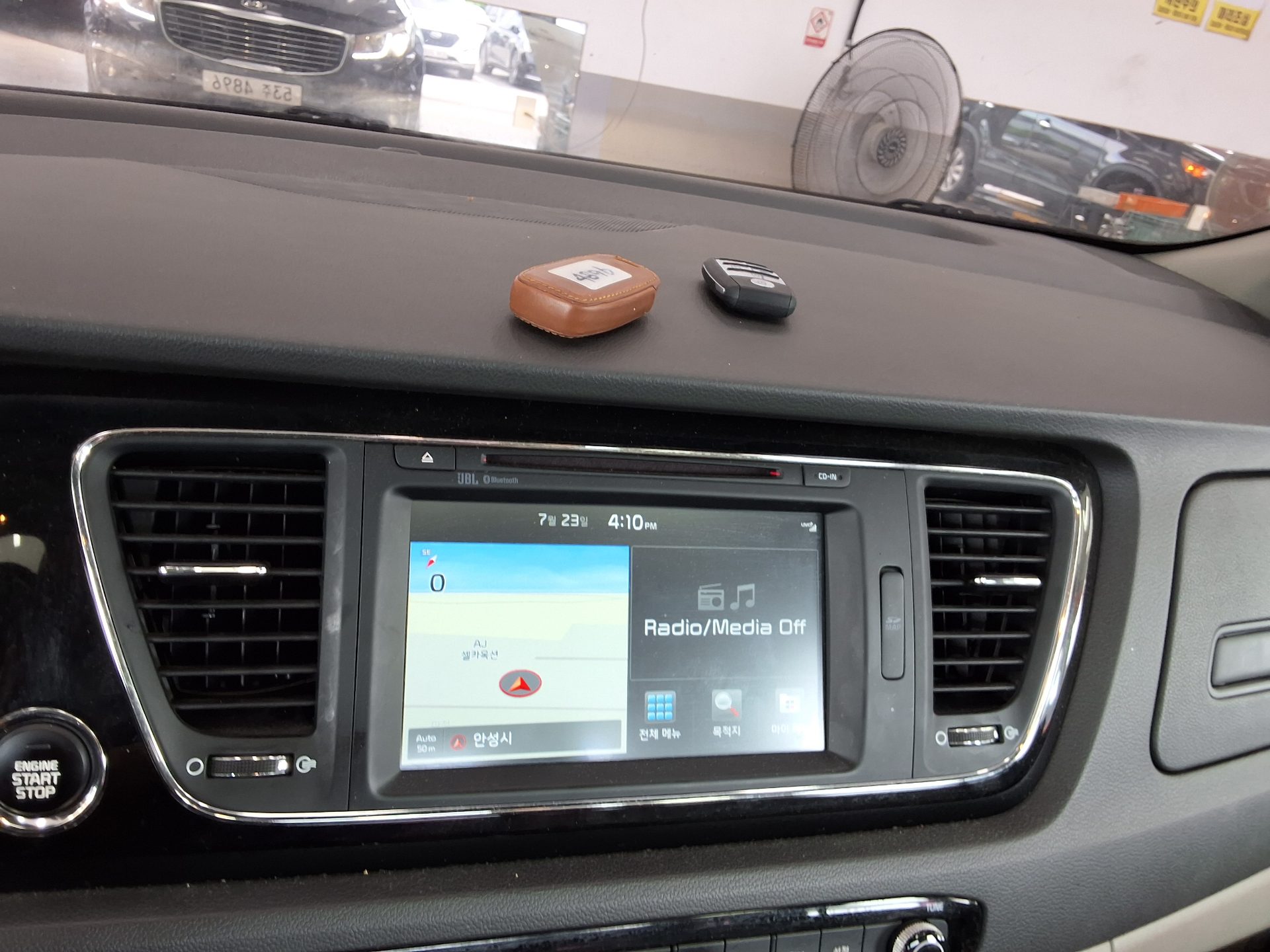 2018 - kia carnival