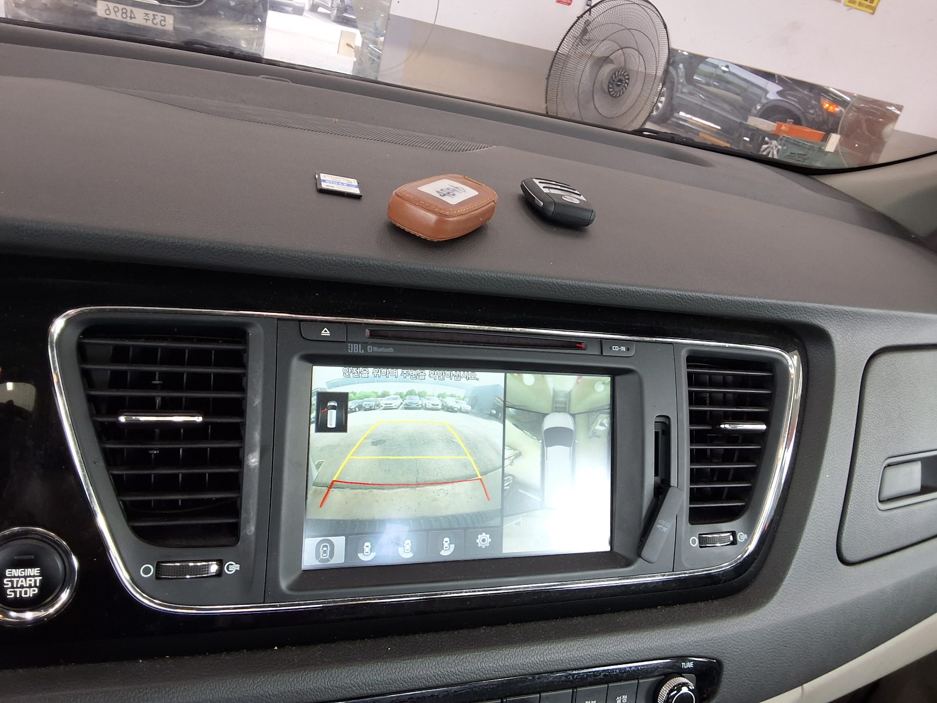 2018 - kia carnival
