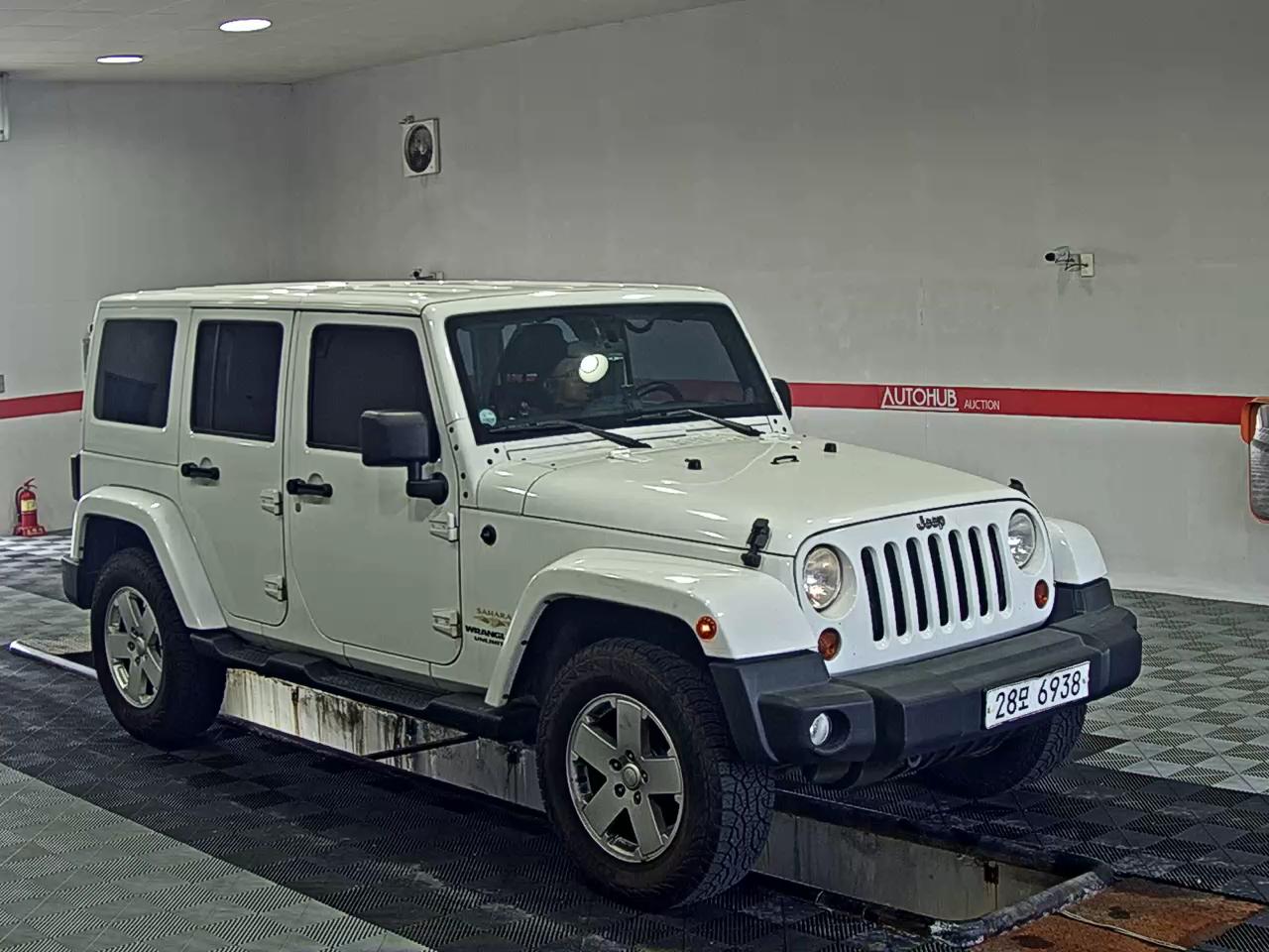 2012 - jeep wrangler