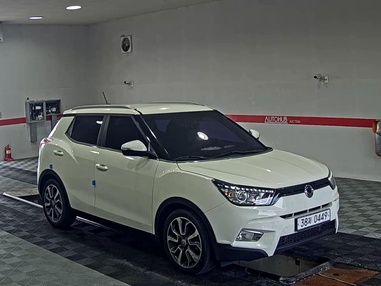 2016 - ssangyong tivoli