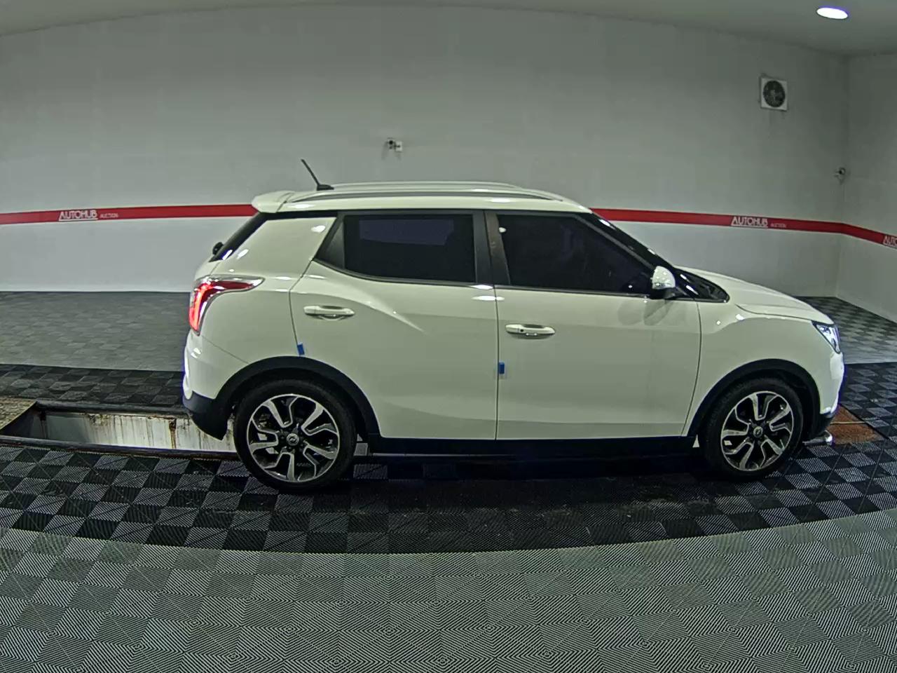 2016 - ssangyong tivoli