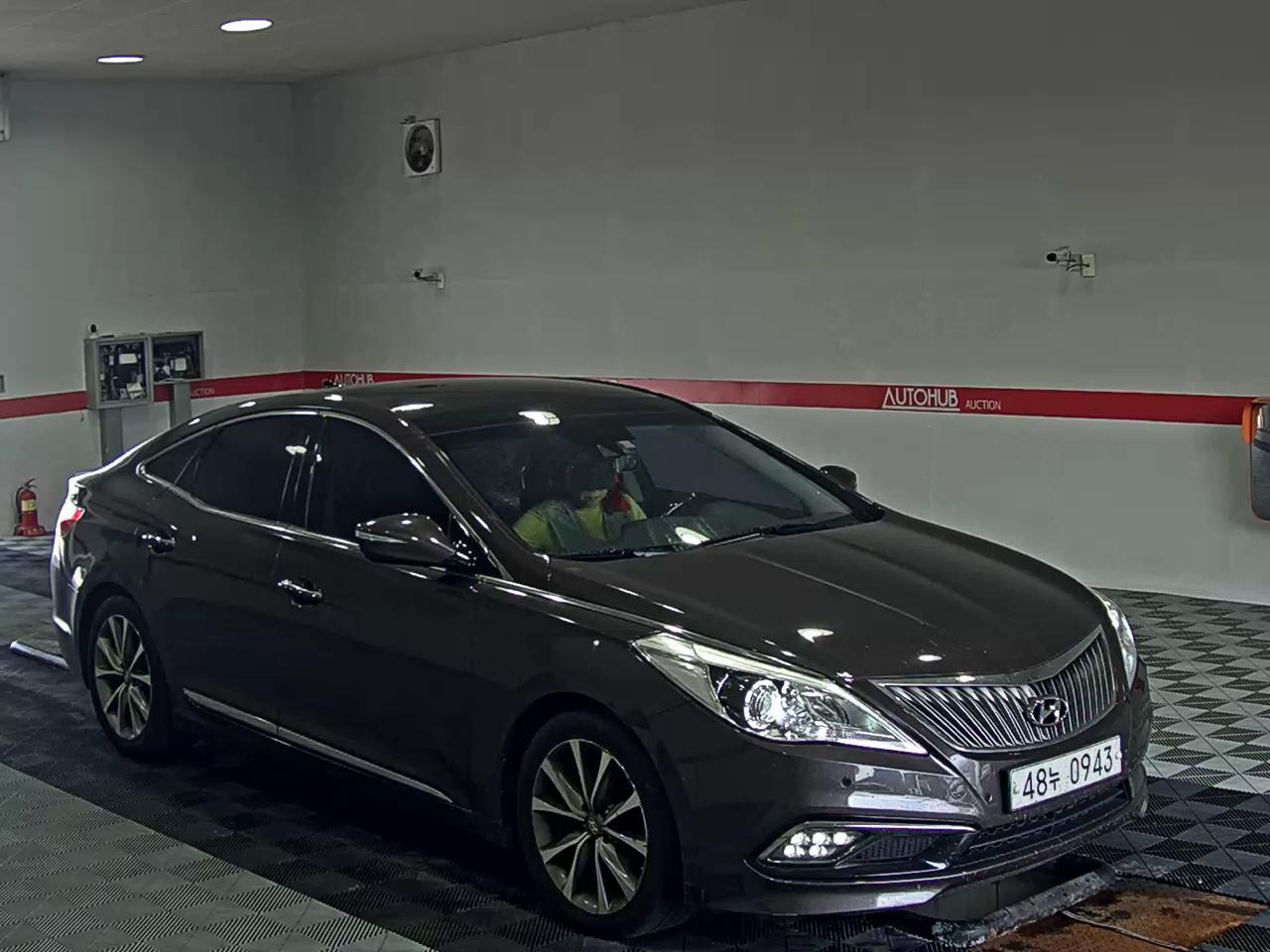 2016 - hyundai grandeur