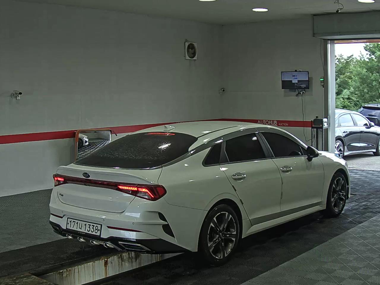 2020 - kia k5